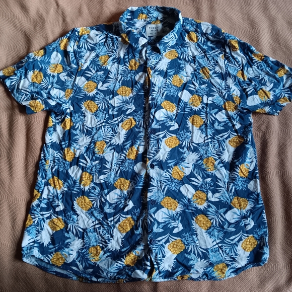 Thread Wave Other - Thread Wave Floral Hawaiian Button Up Short Sleeve Shirt Pineapple Men's Size L